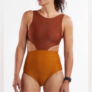 September The Line Veronica 2.0 cut out swimsuit size medium Title Nine